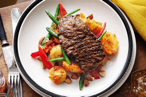 Minute steaks with romesco salad - Recipes - delicious.com.au