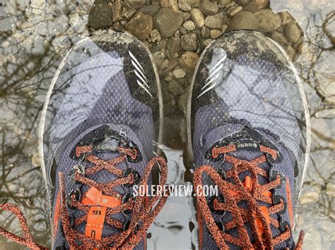 Does Brooks Make A Waterproof Running Shoe? - Shoe Effect