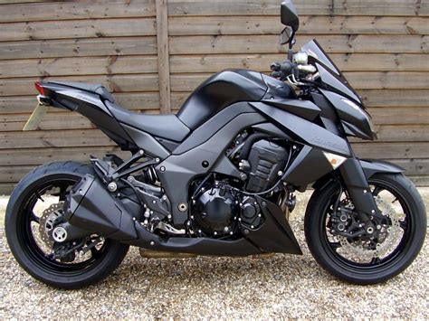 £ SOLD, Kawasaki Z1000 DDF Black Edition (1 owner, 3400 miles) 2013 13 Reg – Sargents of Sussex