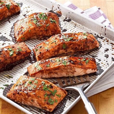 Salmon with Balsamic-Honey Glaze Recipe | Taste of Home