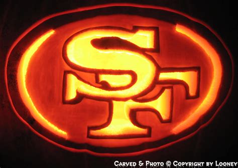 Sports Looney Custom Carved Pumpkins & Magic Melons