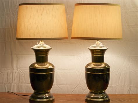 25 Vintage table lamps for a Retro Home Decor | Warisan Lighting