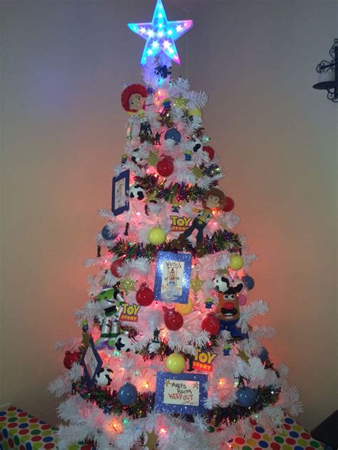 Toy Story Christmas Tree 2015 | Árboles de navidad temáticos, Árboles de navidad disney ...