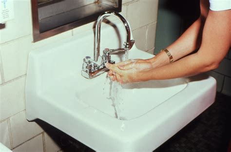 How To Properly Snake A Bathroom Sink - Artcomcrea