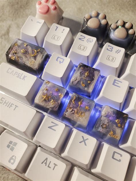 [For Hire] Custom Resin keycaps! Basic keys start at $15! : r ...