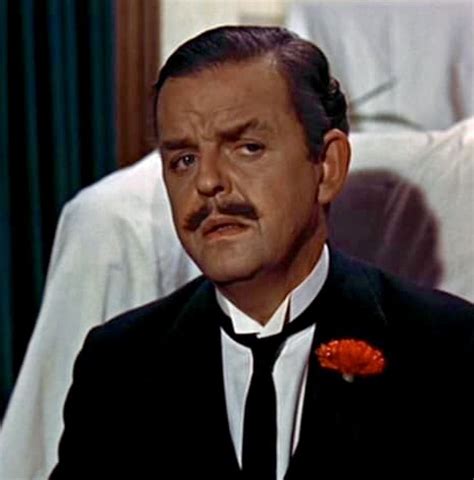 GEORGE BANKS (David Tomlinson) ~ "Mary Poppins", 1964 | Mary poppins, Mr banks mary poppins, Poppins