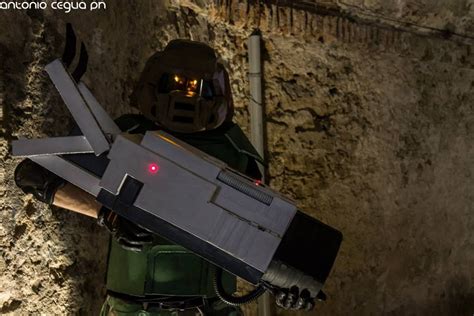 Doomguy Cosplay | Cosplay, Space marine, Power armor