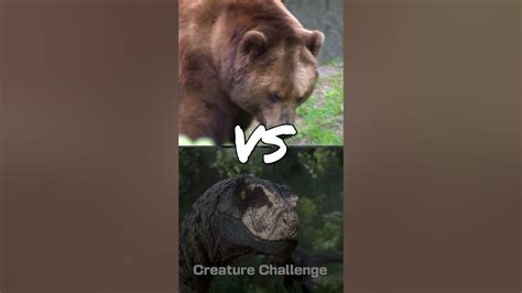 GRIZZLY BEAR vs VELOCIRAPTOR JURASSIC PARK #shorts #animals #dinosaur - YouTube