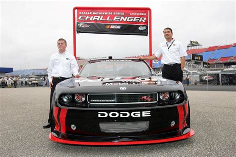 TOP SPEED VEHICAL: Dodge Challenger for NASCAR Nationwide Series