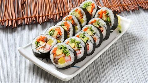 Sarapan Ala Korea dengan Kimbap, Yuk Bikin untuk Camilan di Rumah ...