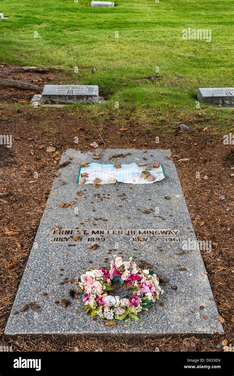 Ernest Hemingway grave at Ketchum Cemetery in Ketchum, Idaho, USA Stock Photo - Alamy