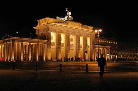 Brandenburg Gate Illuminated at Night Stock Photo - Image of side, european: 118158646