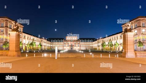 Baroque Schloss Mannheim castle in the evening, Mannheim, Baden-Wuerttemberg Stock Photo - Alamy