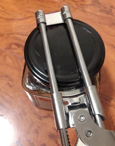 Adjustable Stainless Steel Can Opener – fullofcarts