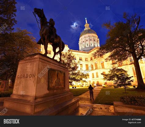 Georgia State Capitol Image & Photo (Free Trial) | Bigstock