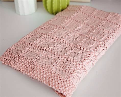 Ravelry: Hope Baby Blanket pattern by Leelee Knits