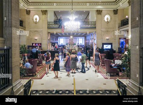 Roosevelt Hotel Lobby, NYC Stock Photo - Alamy