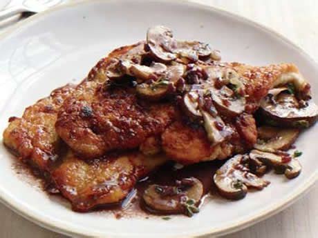 healthy chicken w/ mushrooms, red wine, & roasted garlic Poultry Recipes, Cooking Recipes ...