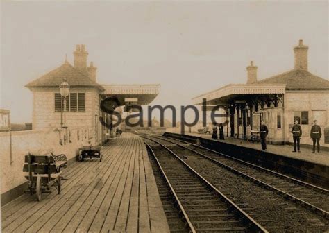 Parkgate Train Station | Cheshire | Wirral | Postcards | Prints | Artwork