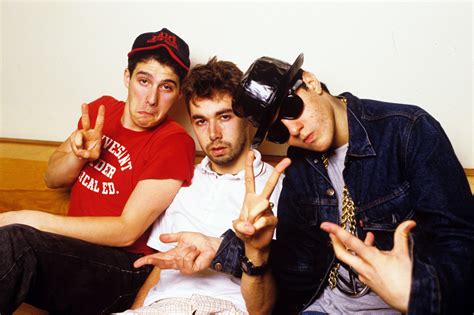 История песни: Beastie Boys «Fight for Your Right (To Party!)» — Радио ...