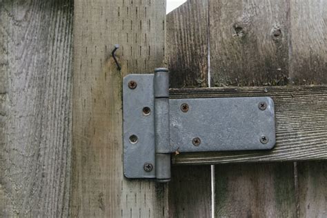 How To Repair a Fence Gate Z-Frame