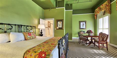 San Antonio Hotels | Our Rooms & Suites | Menger Hotel