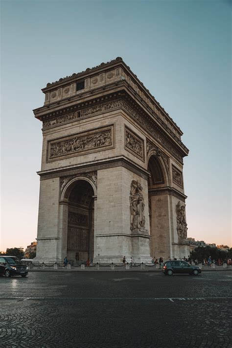 Download Arc De Triomphe Side View Wallpaper | Wallpapers.com