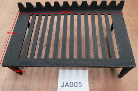 JA005 Woodburning Stove Cast Iron Grate (very slight second) - Hutt Imports