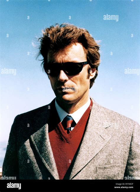 CLINT EASTWOOD, DIRTY HARRY, 1971 Stock Photo - Alamy