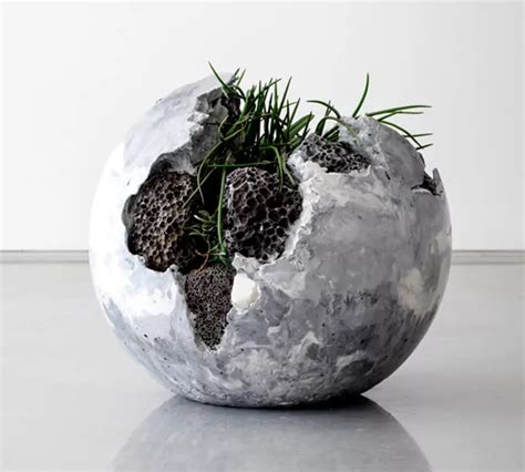 Opposites Colliding – Concrete & Plant Sculptures by Australian Artist Jamie North | OEN