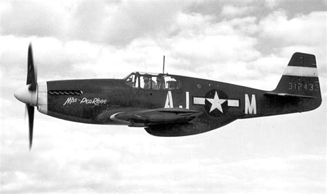 Mustang P-51B entry into service - Air War Publications