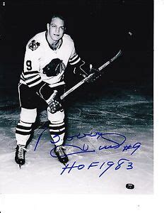 CHICAGO BLACKHAWKS BOBBY HULL SIGNED POSED SLAPSHOT 8X10 INS. HOF 1983 | eBay