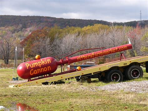 Pumpkin cannon | The Ritters' yield Halloween artillery supe… | Flickr