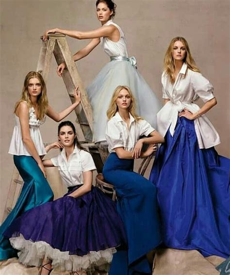 By Steven Meisel for Vogue May 2007 | Group poses, Fashion photography, Photography poses