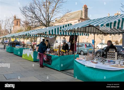 Outdoor market stalls at Haddington Farmers Market, Place d'Aubigny, Court Street, East Lothian ...