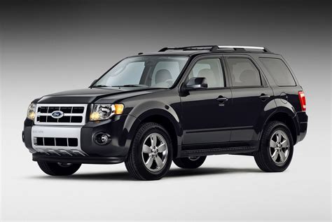 World Of Cars: Ford Escape Information and Reviews