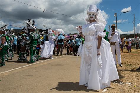 The Colourful Sights and Sounds of Trinidad & Tobago’s Carnival · Global Voices