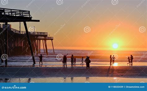 Pier on the Pismo Beach, Califoria Stock Image - Image of sunset, evening: 118033439