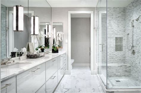 25 Modern Luxury Master Bathroom Design Ideas