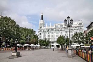 Plaza de Santa Ana, Madrid