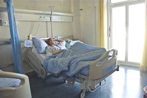 3 ways to make your patients more comfortable in their hospital bed | This Mummy Rocks - Claire ...