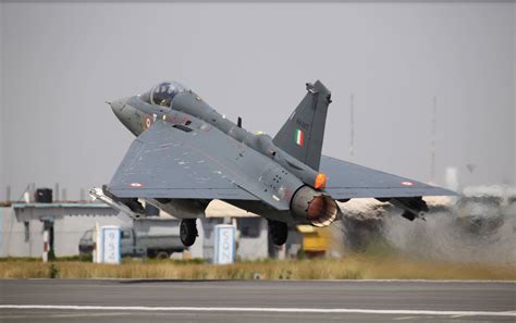 Indian Air Force, LCA Tejas HD Wallpapers / Desktop and Mobile Images & Photos