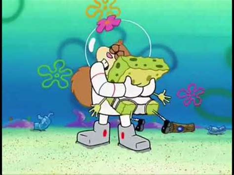 Sandy hugs SpongeBob for 10 minutes - YouTube