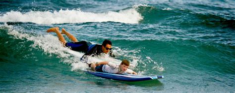 Oahu Surf Lessons, Surf with a Local on North Shore Oahu near Haleiwa