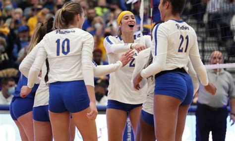 Pitt Volleyball Loses to Louisville in 4 Sets - Pittsburgh Sports Now