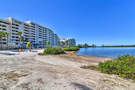 UPDATED 2020 - Beachfront Hudson Condo w/ Gulf Views! - Holiday Rental ...