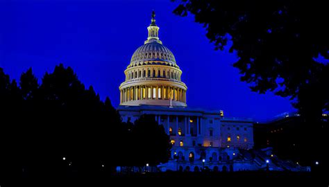 Senate GOP torpedoes U.S. government funding bill, raising odds of ...