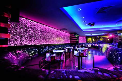 7 awesome nightclubs around the world | Nightclub design, Bar design ...