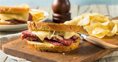 Classic Pastrami Sandwich Recipe