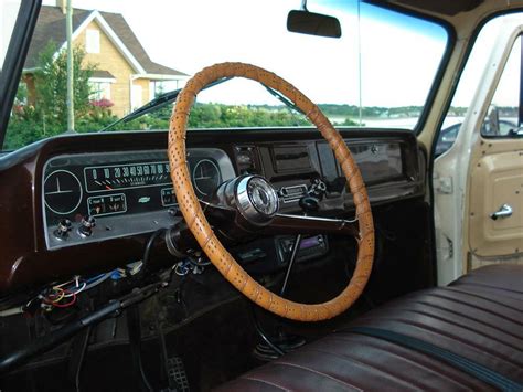 1966 CHEVROLET SUBURBAN 2 DOOR 4X4 - Interior - 60579